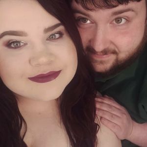 Meet your Posher, Carly <3